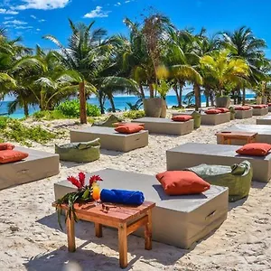 Mia Tulum Beachfront Resort - Ocean View Suites And Beach Club Mexico
